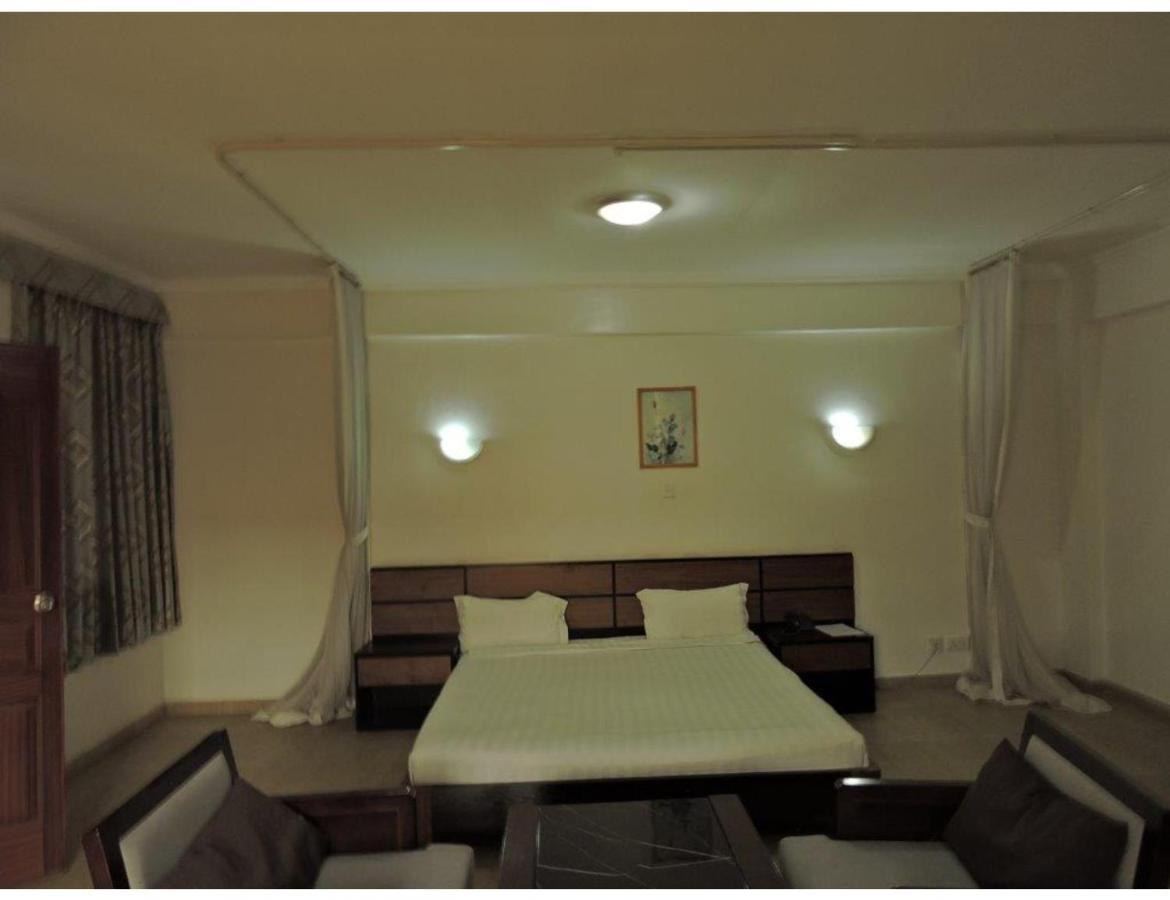 Sky Hotel ไนโรบี ภายนอก รูปภาพ
