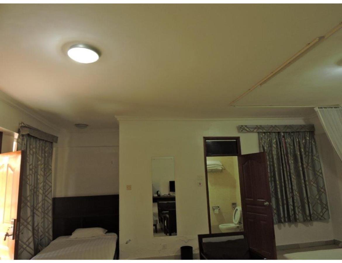 Sky Hotel ไนโรบี ภายนอก รูปภาพ