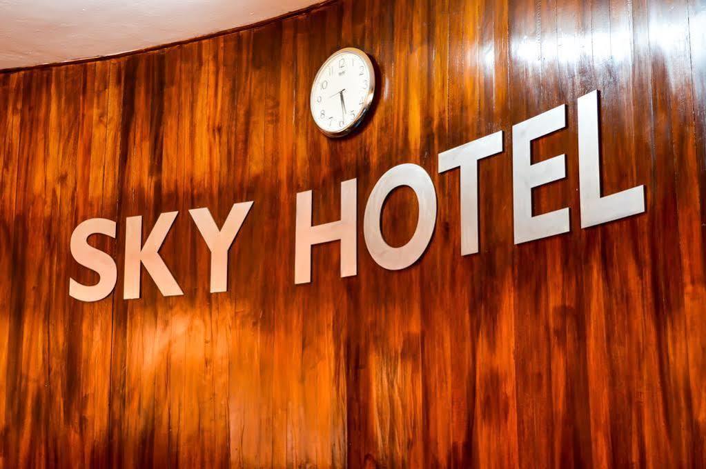 Sky Hotel ไนโรบี ภายนอก รูปภาพ